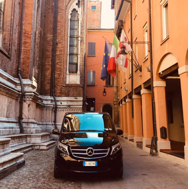 Esterno auto fronte